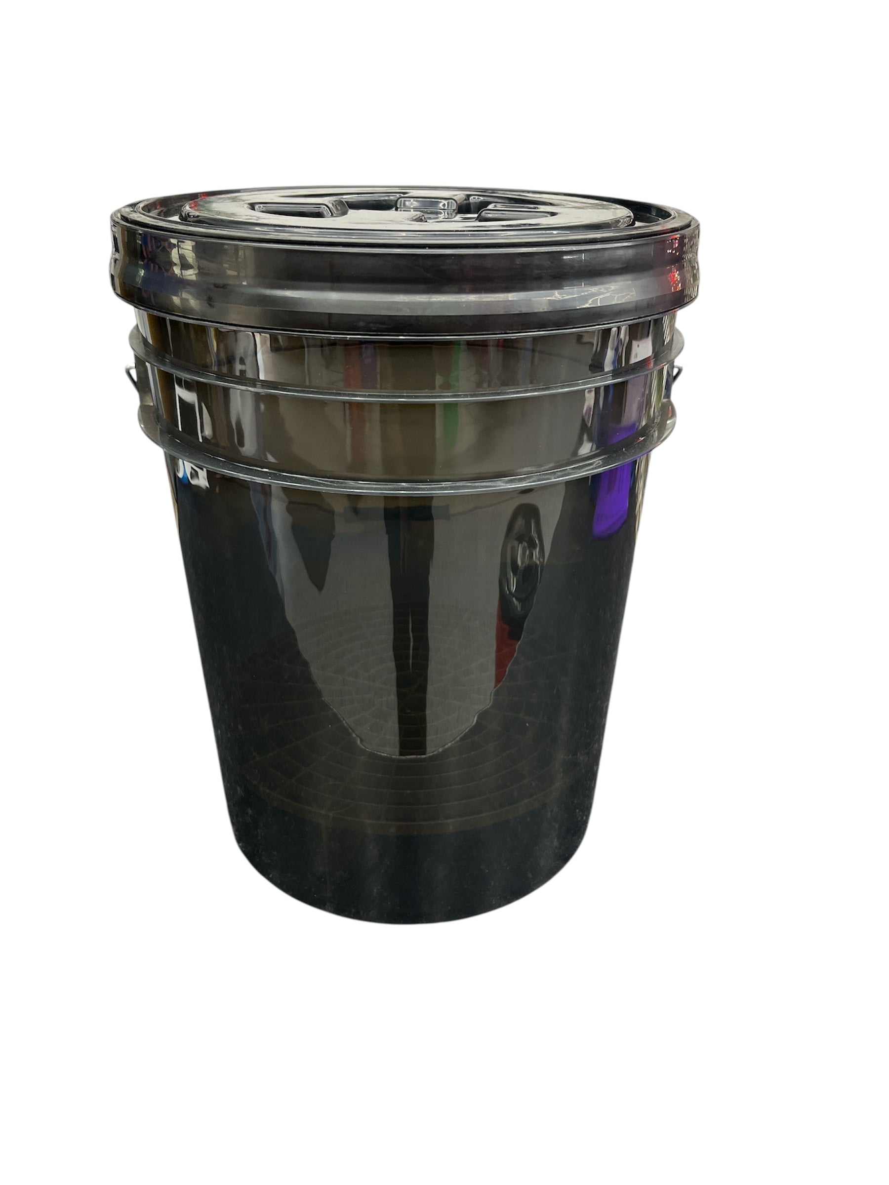 Grit Gurad Bucket With Lid + Grit Guard